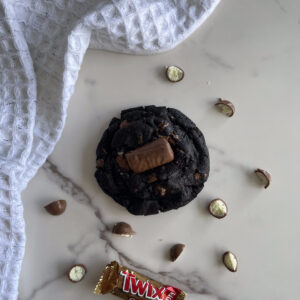 Midnight Twix Cookie